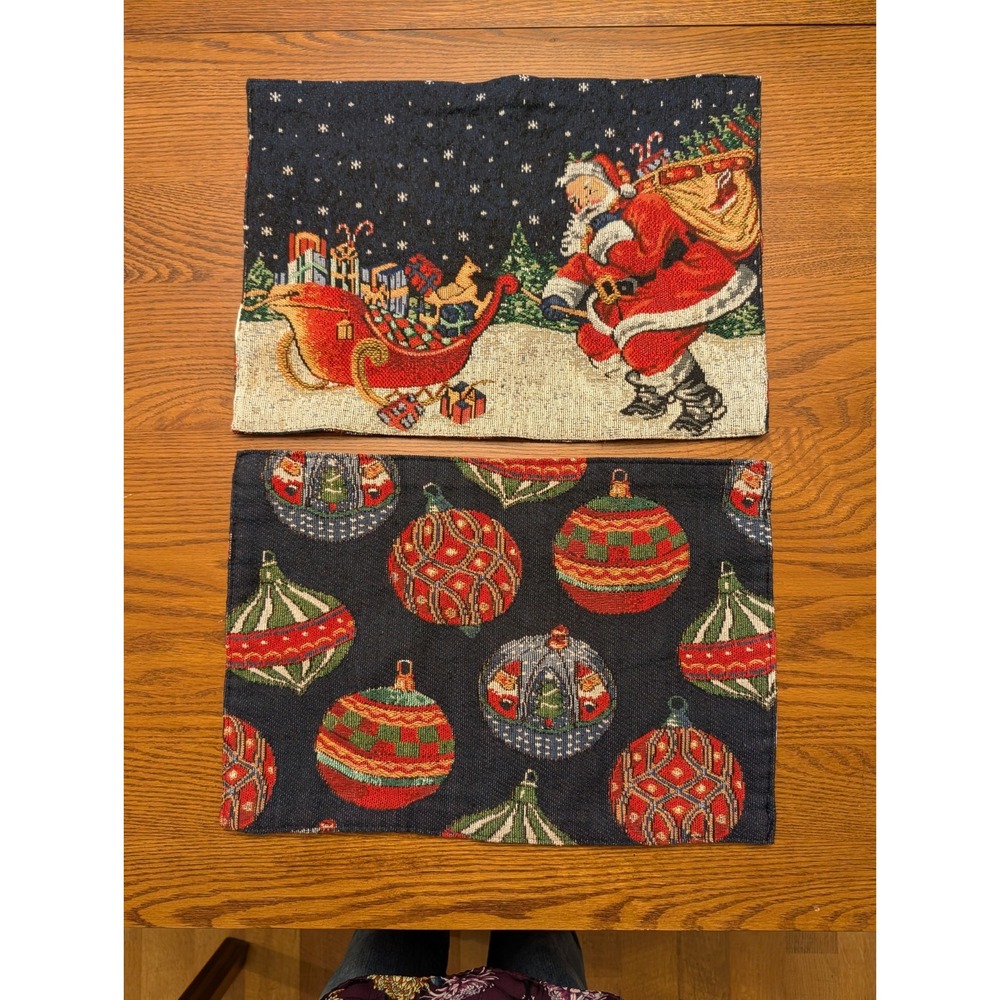 2‎ Reversible Christmas Placemats Tapestry Santa & Ornaments 17.5" x 12" Holiday
